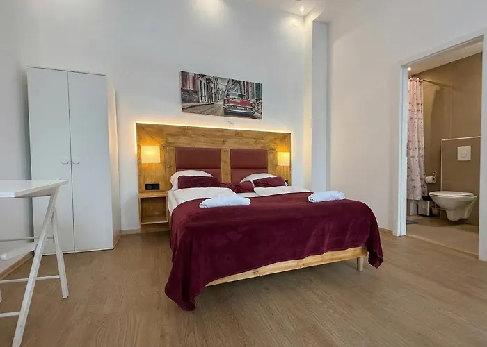 Apartment 2 Spacious Apts For 6p, Only 7min To Stadthalle Vienna