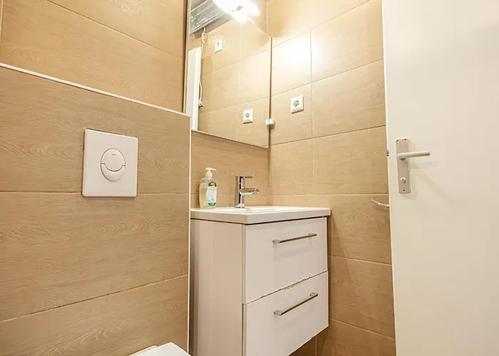 2 Spacious Apts For 6p, Only 7min To Stadthalle Vienna